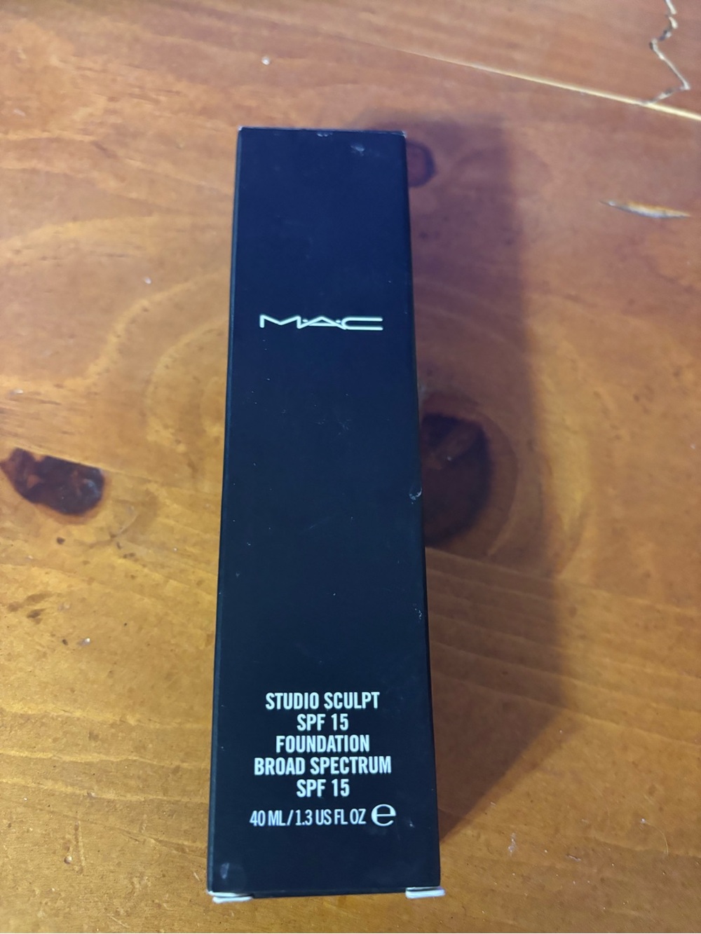 MAC Studio Sculpt SPF 15 Foundation Broad Spectrum -NW25 NWT